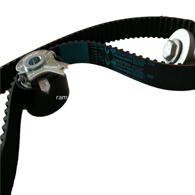 Venta caliente de fábrica OEM 1 001 090/97ZA25.4 para FORD correa de transmisión de potencia correa de distribución del motor repuestos automotrices Ramelman